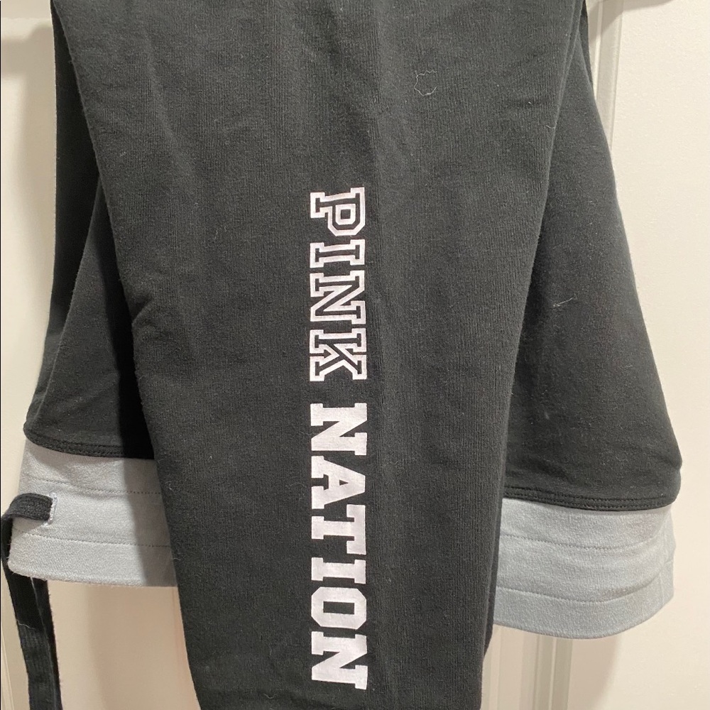 Victoria secret pink Capri pants
